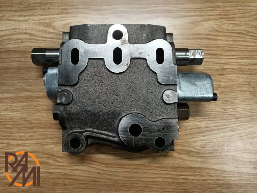 DISTRIBUTOR CASE T4143697 NEW Rami Spare Parts