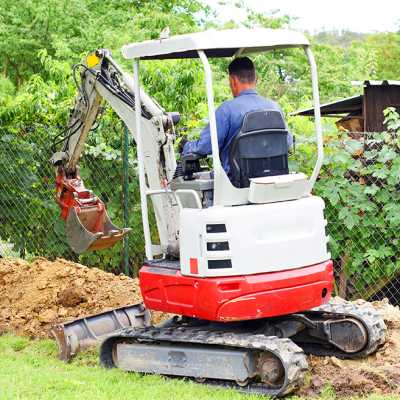 Mini excavator attachments: what you need to know