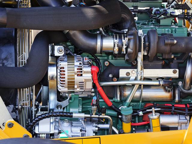 Moteurs pour machines de terrassement : quand vaut-il mieux les remplacer (et comment procéder)