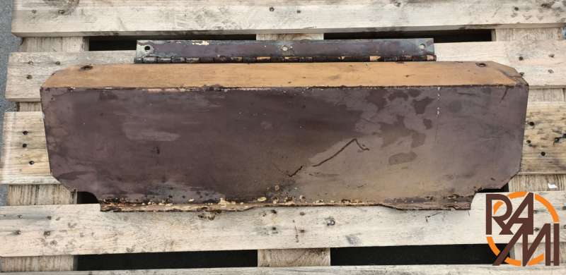 BATTERY COVER L125842 CASE 821