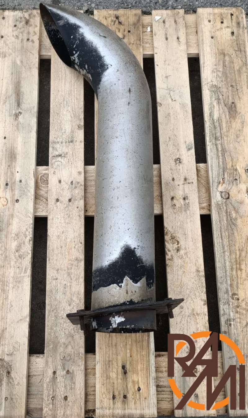 PIPE MUFFLER E133211 LOADER CASE 821 (USED)