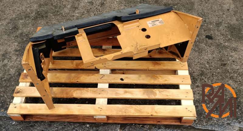 CRANKCASE CASE 6009677M93