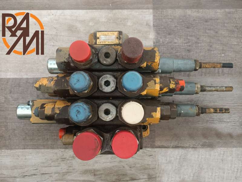 LIEBHERR 5716036 hydraulic distributor