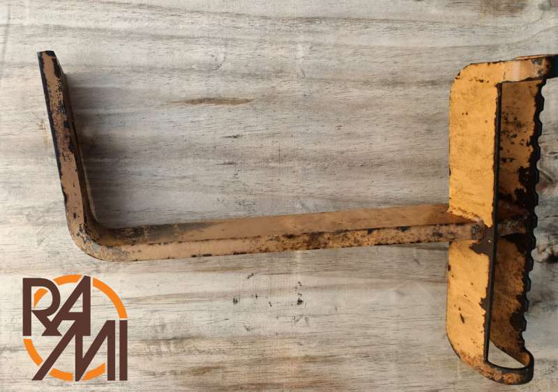 LEDDER E133641 CASE 821 (USED)