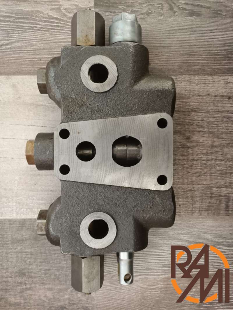 CONTROL VALVE  (NEW) 144682A7 CASE