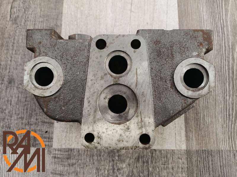 ELEMENTO DISTRIBUTOR 1542829C1 CASE (NEW) Rami Spare Parts