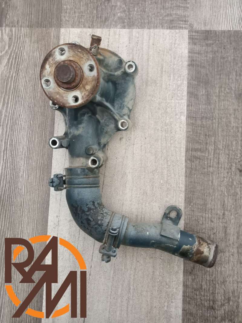 bomba de agua bobcat 6680278