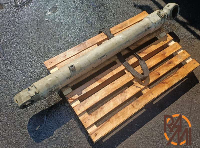 HYDRAULIC LIFTING PISTON VE8746789