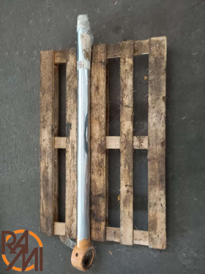 CONNECTING ROD C8849482