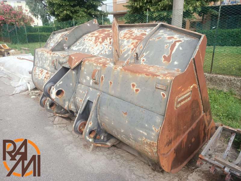 BUCKET HEAVY DUTY 230104-01350