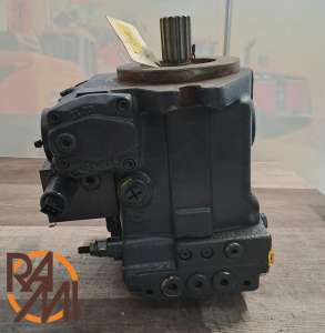 ROTATION PUMP 8904024 CASE CNH