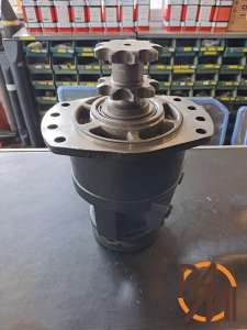 TRAVEL MOTOR 87035342 CASE-CNH