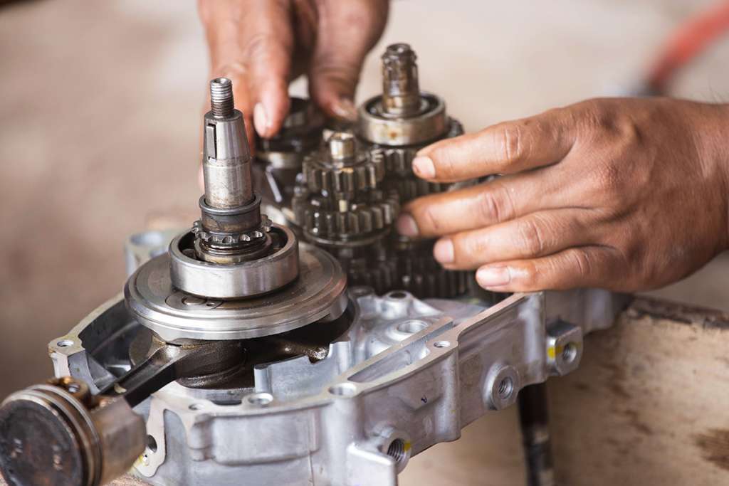 Reconditioned spare parts: how and when to choose them for your construction machine